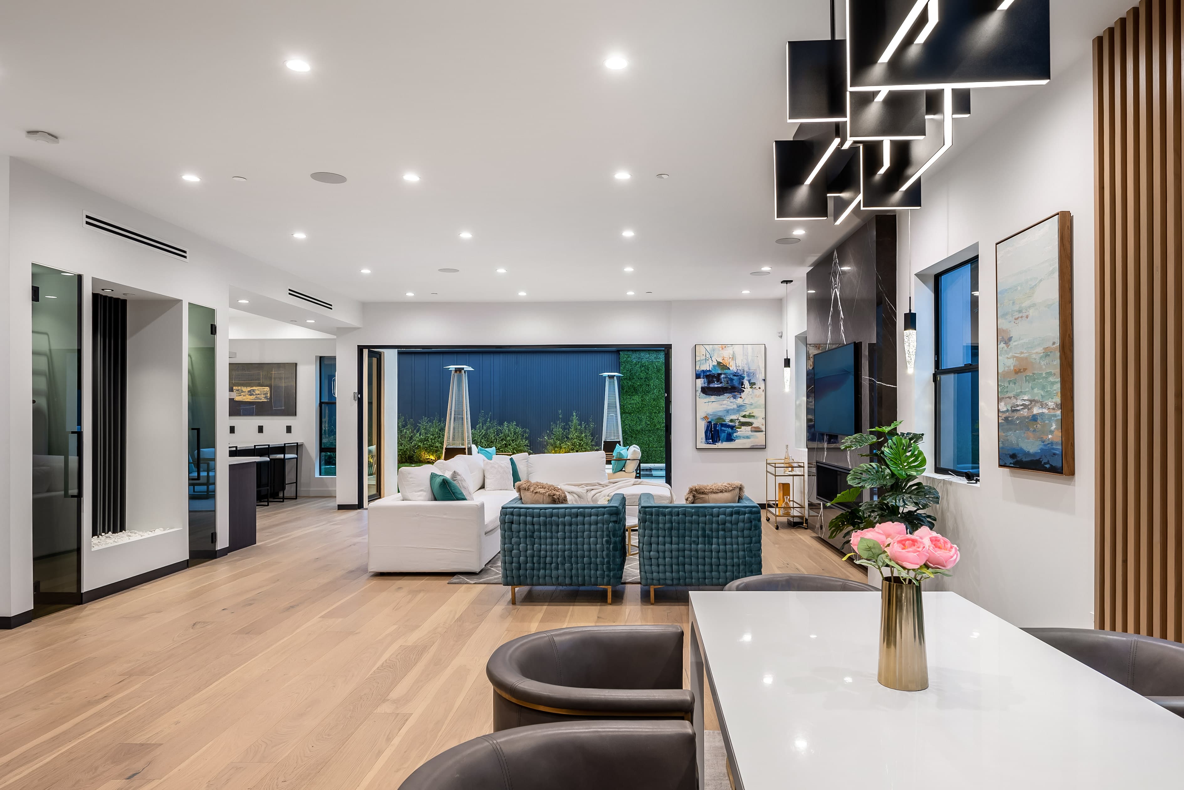 Modern full home remodeling interior layout