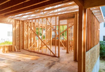building-construction-wood-framing-new-home-under-2026-01-09-09-17-19-utc